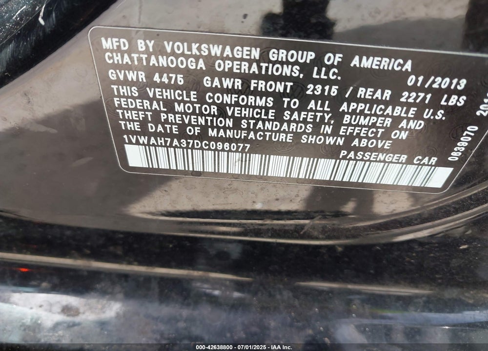 2013 VOLKSWAGEN PASSAT VIN: 1VWAH7A37DC096077
