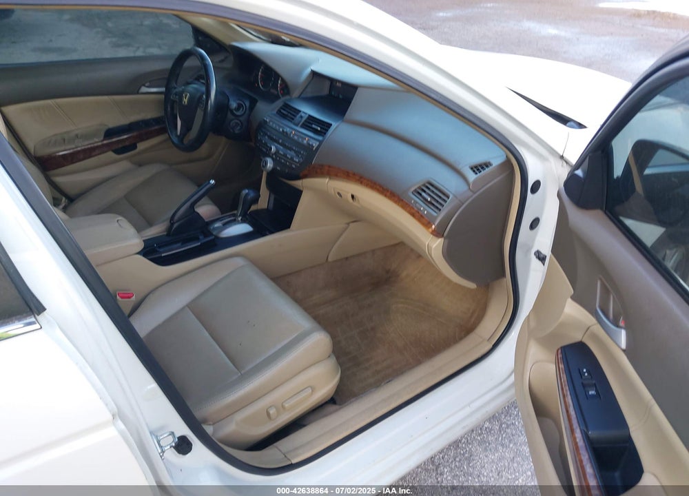 2008 HONDA ACCORD VIN: 1HGCP36878A067788