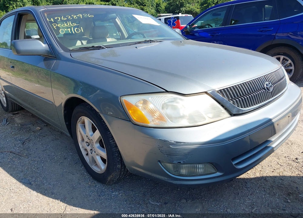 2002 TOYOTA AVALON XLS VIN: 4T1BF28B42U261471
