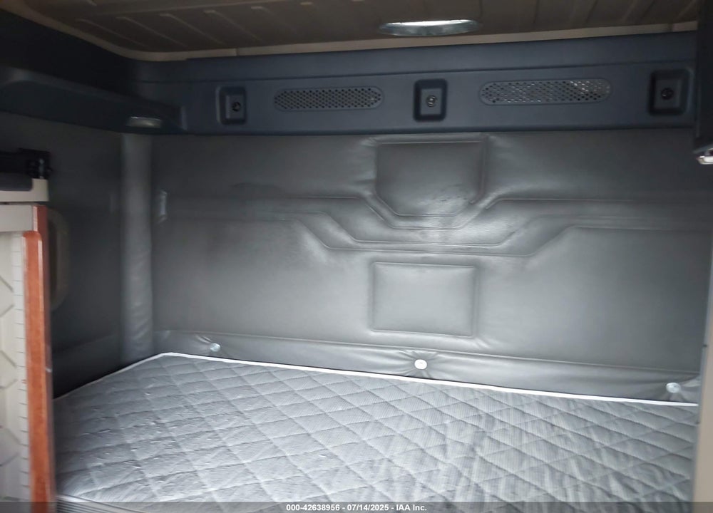 2017 FREIGHTLINER CASCADIA 125 VIN: 3AKJGLDV3HSHD4984