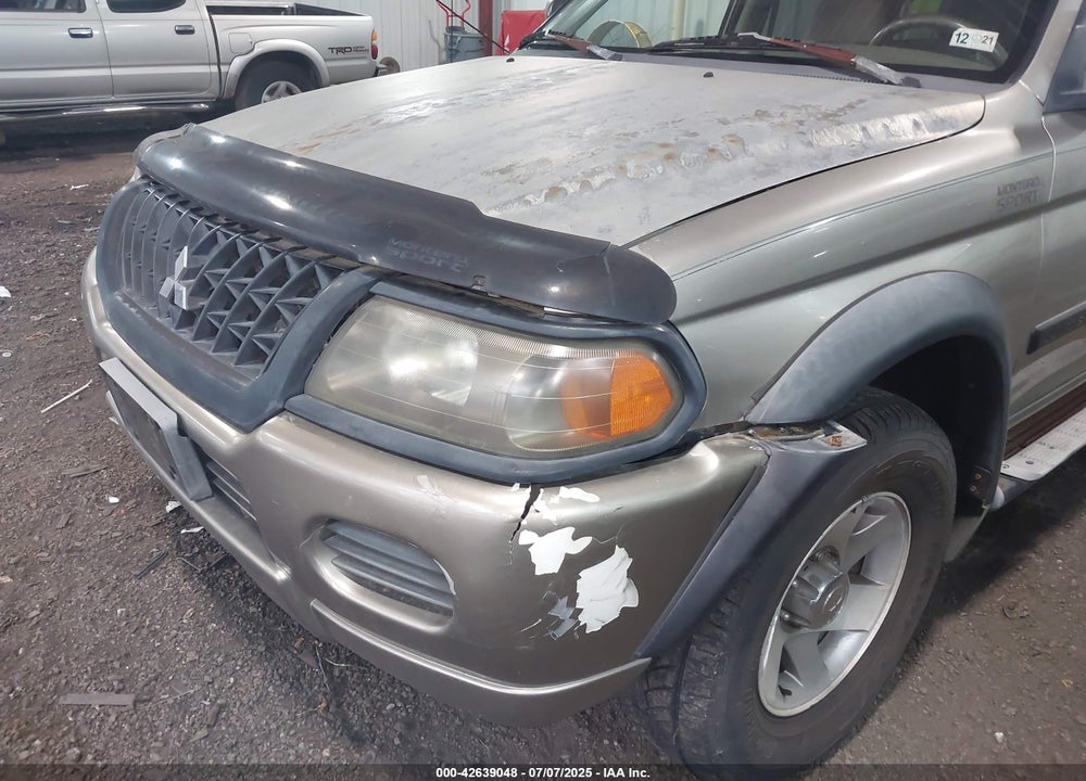 2003 MITSUBISHI MONTERO SPORT ES/LS VIN: JA4LS21HX3J025777