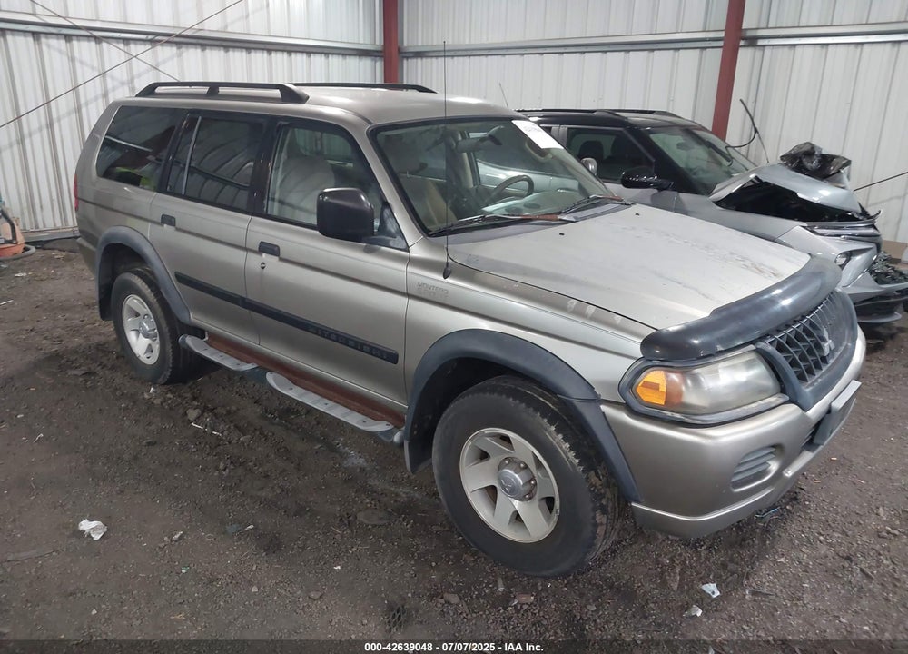 2003 MITSUBISHI MONTERO SPORT ES/LS VIN: JA4LS21HX3J025777