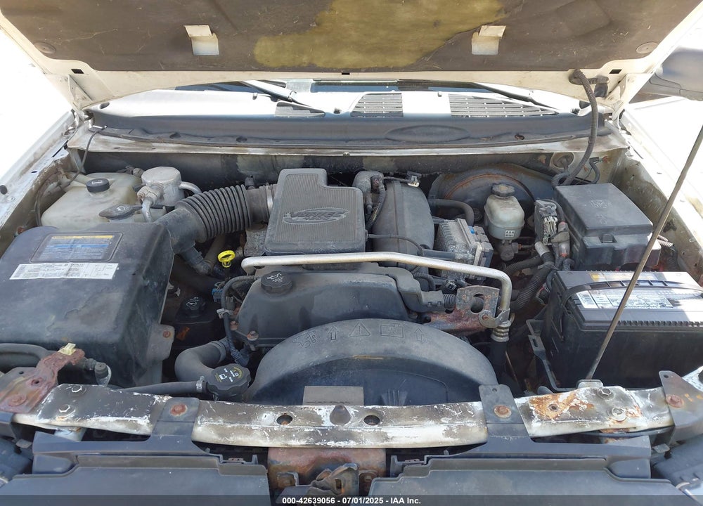 2004 CHEVROLET TRAILBLAZER LS VIN: 1GNDT13S742351033