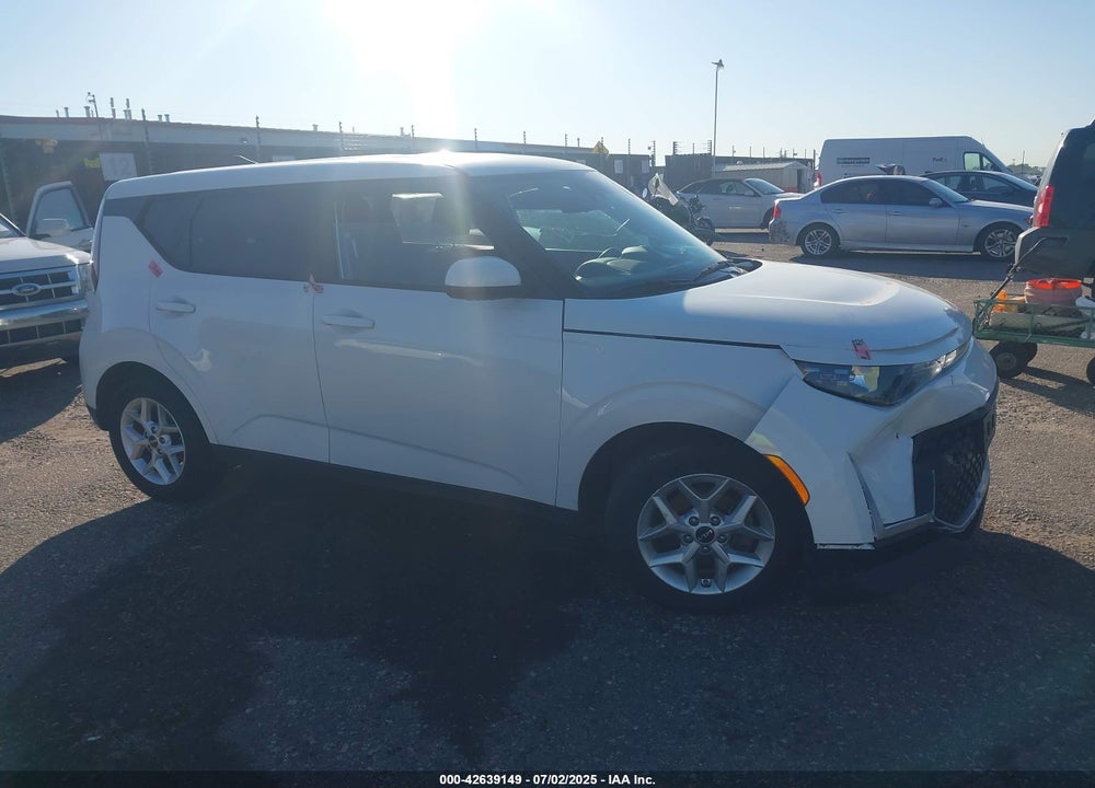 2024 KIA SOUL LX VIN: KNDJ23AU2R7224117