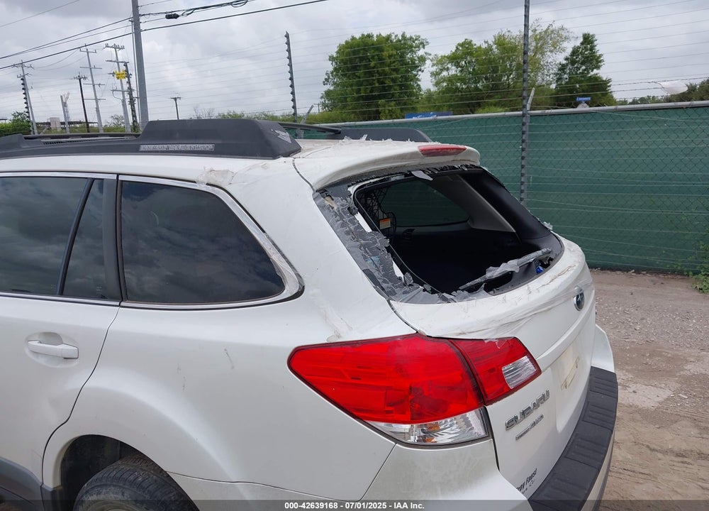2011 SUBARU OUTBACK 2.5I PREMIUM VIN: 4S4BRBCC7B3445512