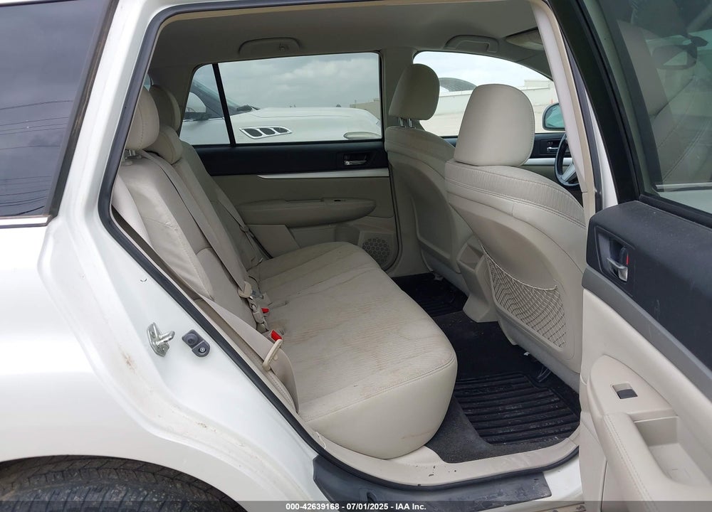 2011 SUBARU OUTBACK 2.5I PREMIUM VIN: 4S4BRBCC7B3445512