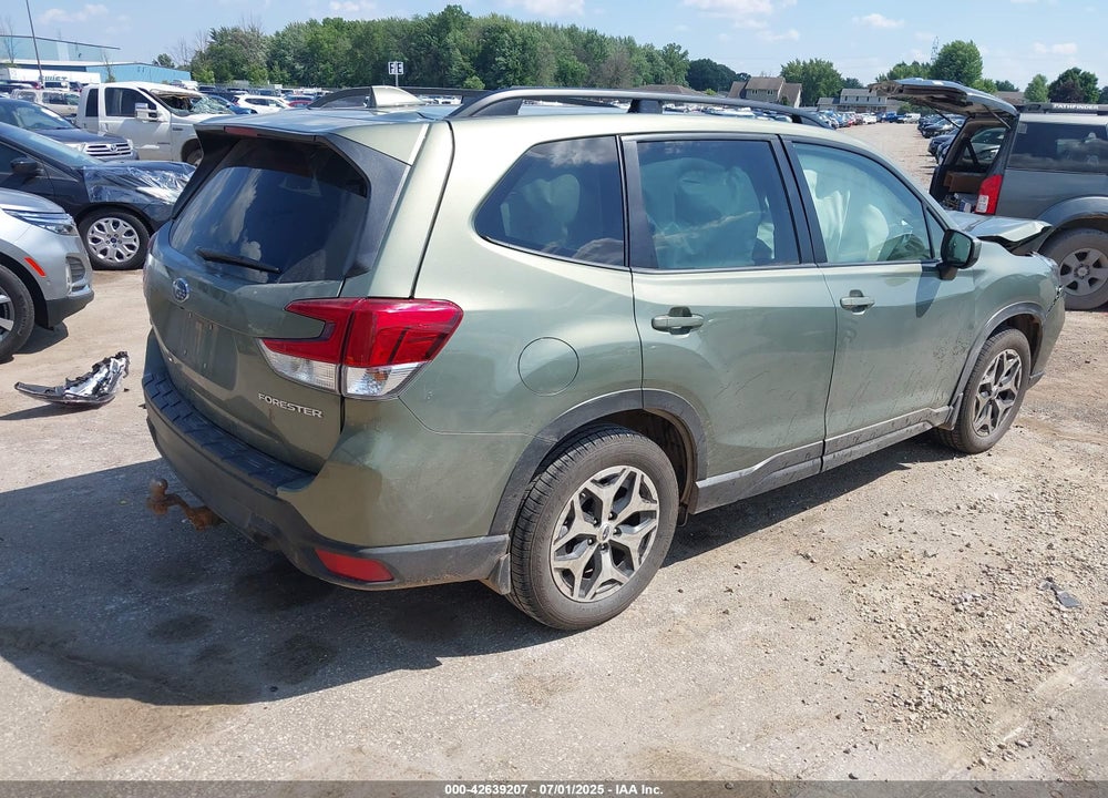 2021 SUBARU FORESTER VIN: JF2SKAJC7MH517290