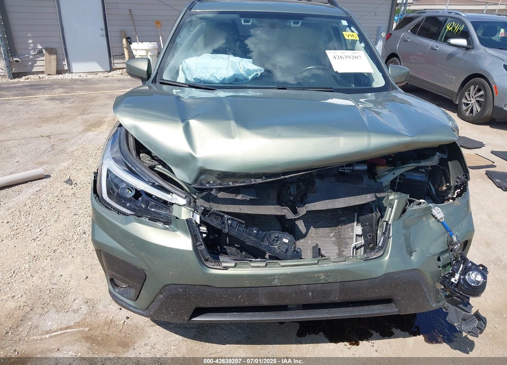2021 SUBARU FORESTER VIN: JF2SKAJC7MH517290