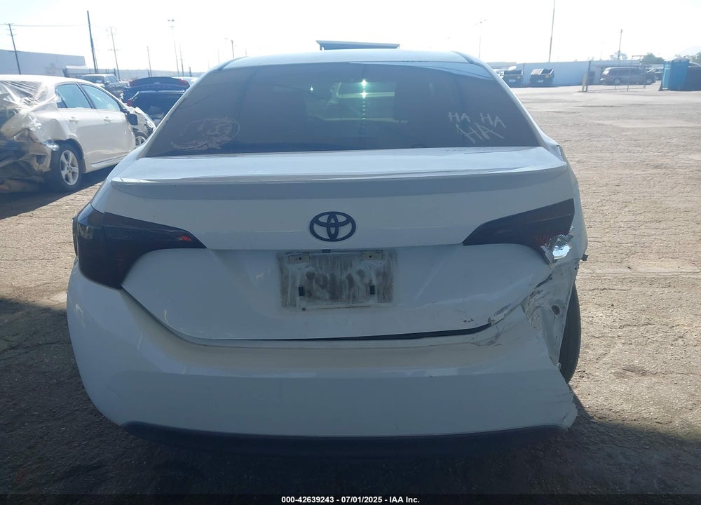 2015 TOYOTA COROLLA VIN: 5YFBURHE8FP364828