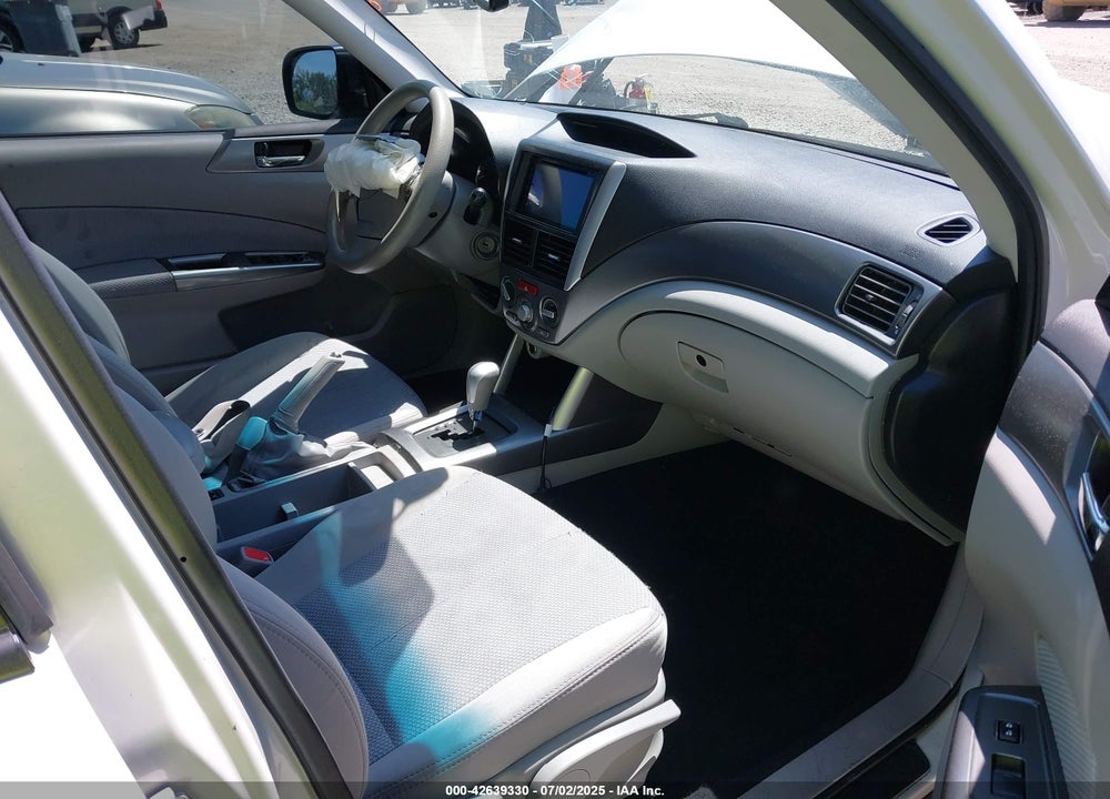 2012 SUBARU FORESTER 2.5X PREMIUM VIN: JF2SHADC2CH469660