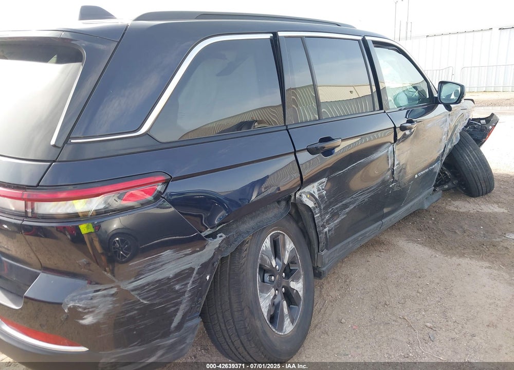 2024 JEEP GRAND CHEROKEE VIN: 1C4RJYB63R8541756