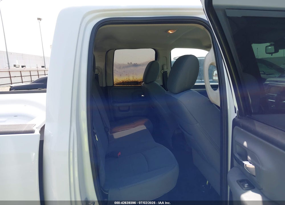 2014 RAM 1500 SLT VIN: 1C6RR6GT1ES128007