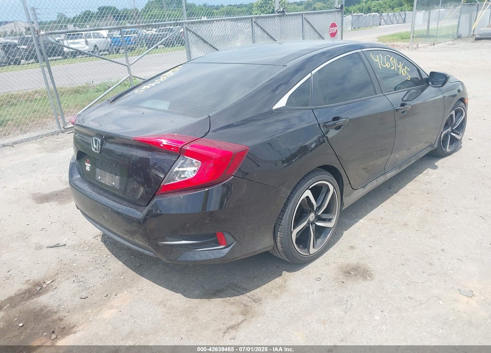 2018 HONDA CIVIC VIN: 2HGFC2F55JH582224