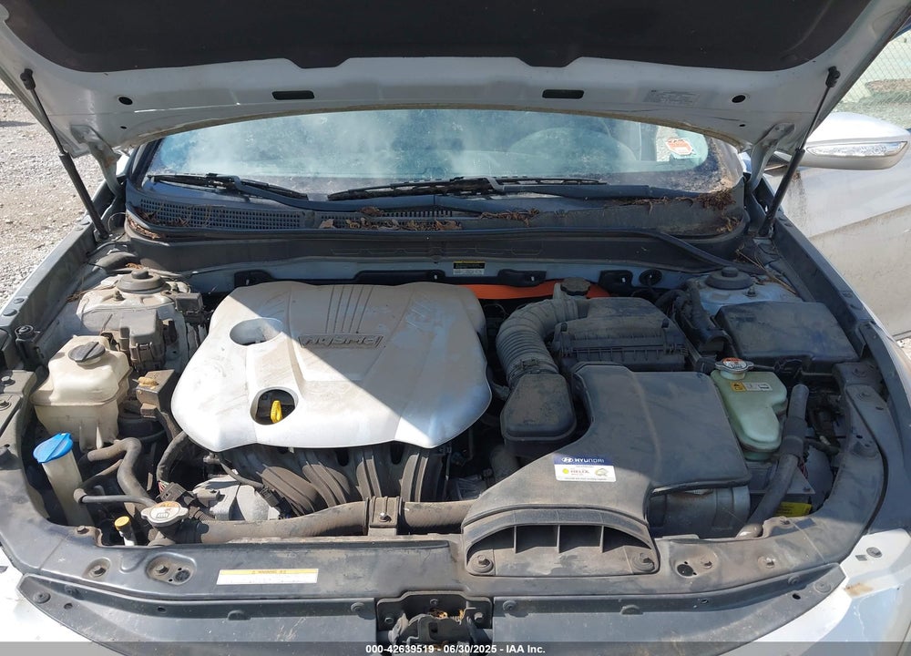 2012 HYUNDAI SONATA HYBRID VIN: KMHEC4A4XCA020935
