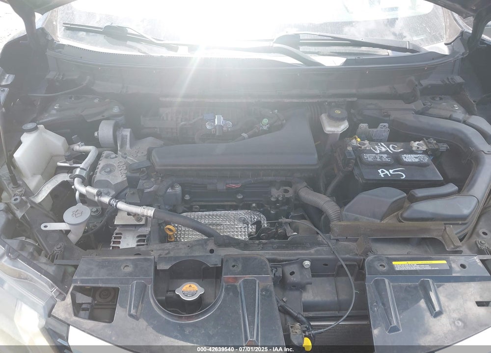 2017 NISSAN ROGUE VIN: 5N1AT2MT3HC880869