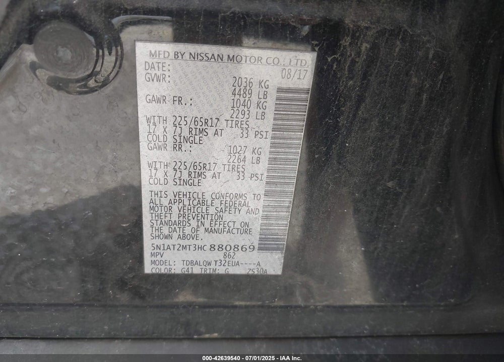 2017 NISSAN ROGUE VIN: 5N1AT2MT3HC880869