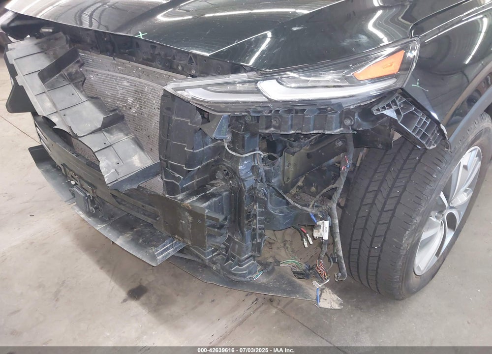 2019 HYUNDAI SANTA FE VIN: 5NMS5CAD4KH062033
