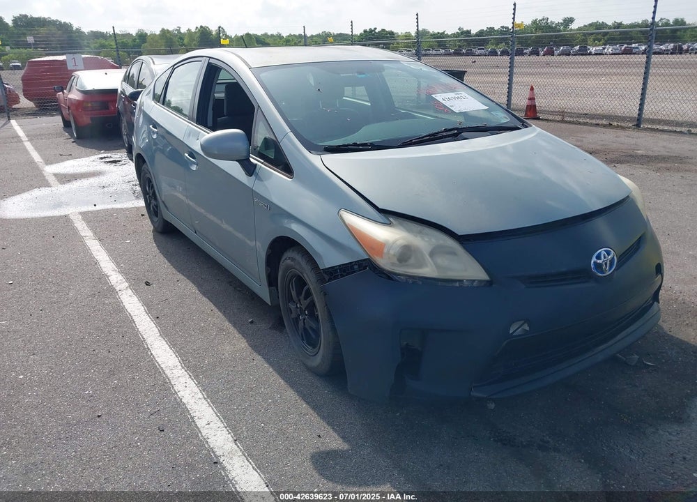 2013 TOYOTA PRIUS TWO VIN: JTDKN3DU4D1647817