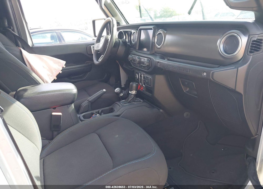 2023 JEEP WRANGLER / VIN: 1C4JJXR63PW703424