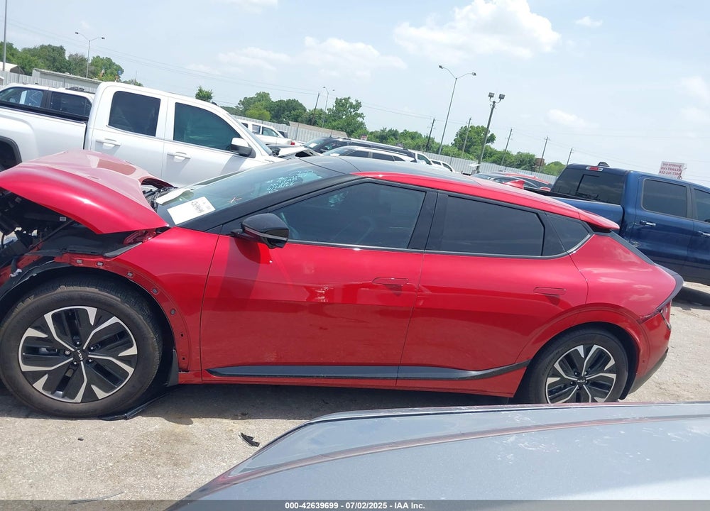 2023 KIA EV6 VIN: KNDC44LA3P5099911
