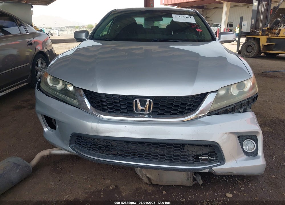 2013 HONDA ACCORD VIN: 1HGCT2B89DA007081