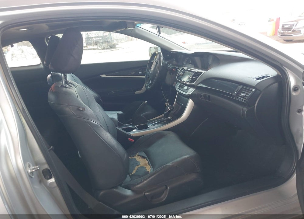2013 HONDA ACCORD VIN: 1HGCT2B89DA007081