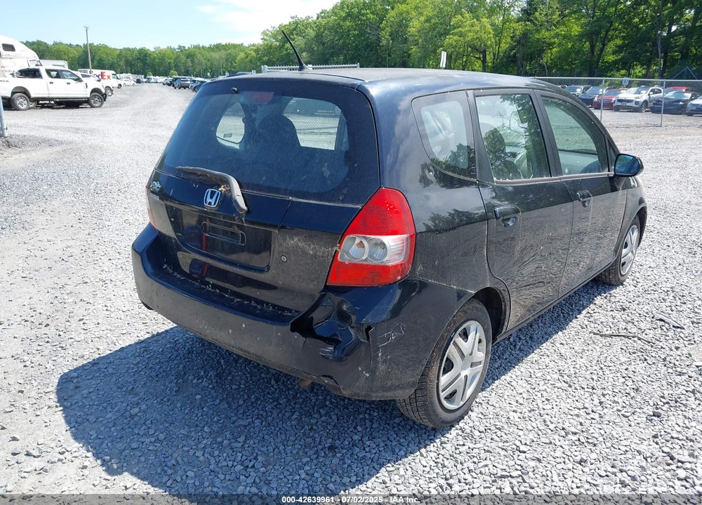 2008 HONDA FIT VIN: JHMGD38488S022371