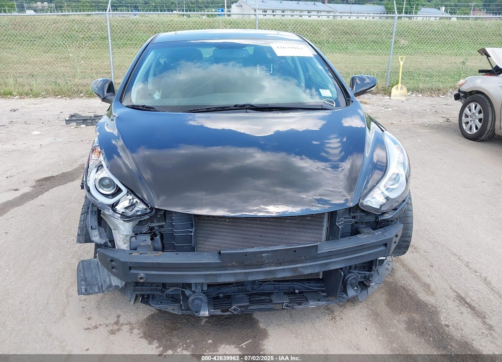 2015 HYUNDAI ELANTRA VIN: KMHDH4AH7FU380196