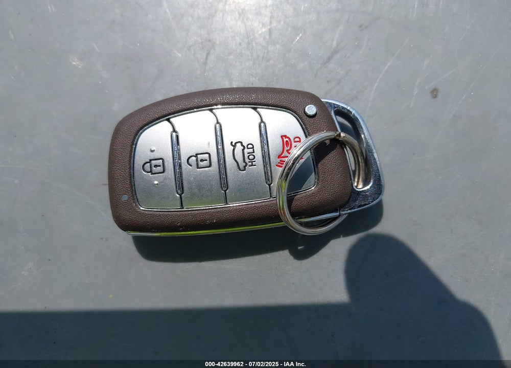 2015 HYUNDAI ELANTRA VIN: KMHDH4AH7FU380196