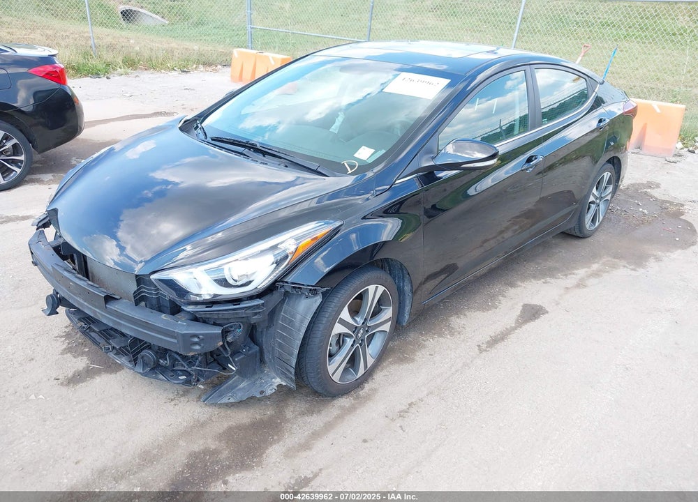 2015 HYUNDAI ELANTRA VIN: KMHDH4AH7FU380196