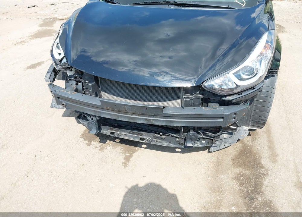 2015 HYUNDAI ELANTRA VIN: KMHDH4AH7FU380196