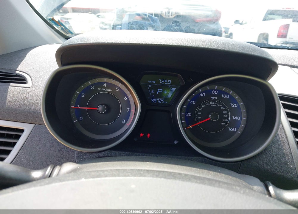 2015 HYUNDAI ELANTRA VIN: KMHDH4AH7FU380196