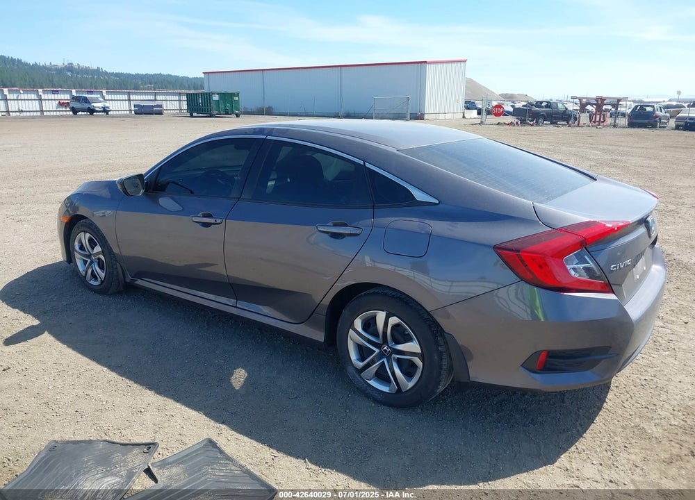 2018 HONDA CIVIC VIN: 2HGFC2F56JH568008