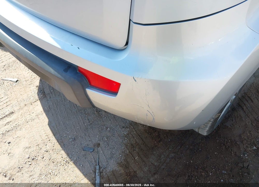 2011 KIA SOUL VIN: KNDJT2A27B7706366