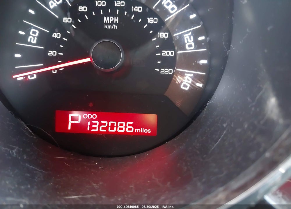 2011 KIA SOUL VIN: KNDJT2A27B7706366