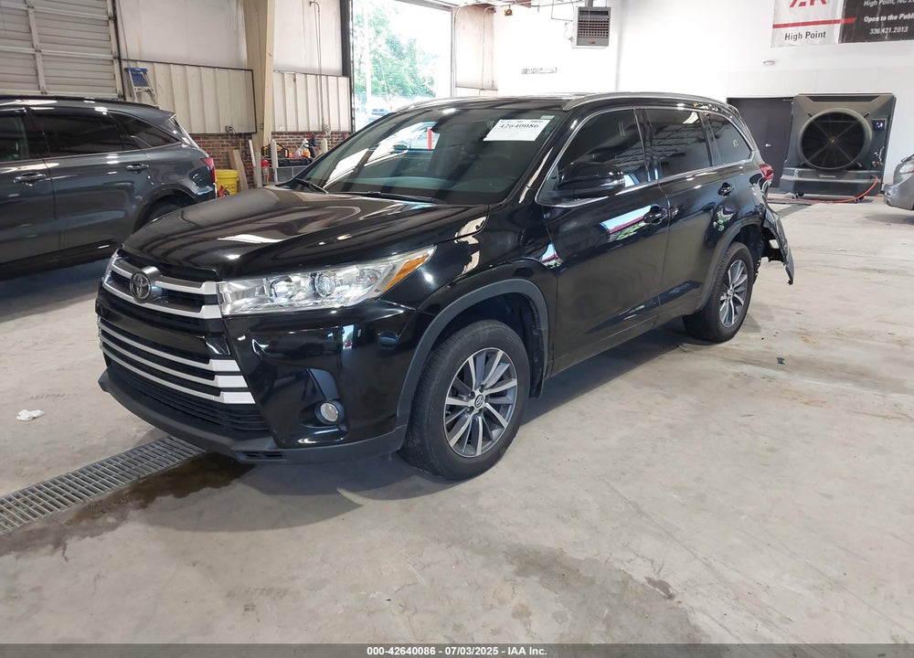 2017 TOYOTA HIGHLANDER VIN: 5TDJZRFH6HS444309