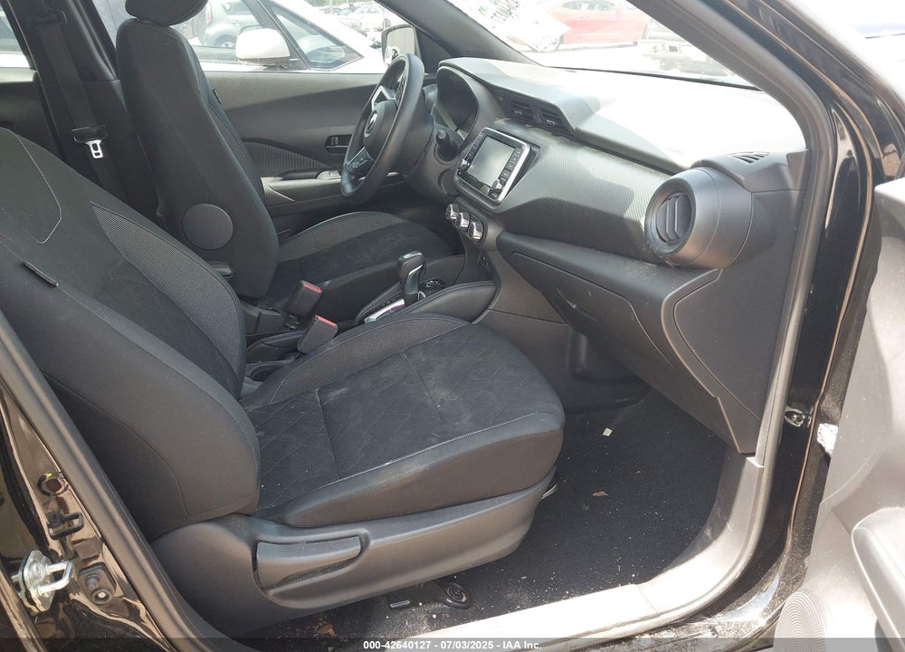 2019 NISSAN KICKS VIN: 3N1CP5CU8KL554982