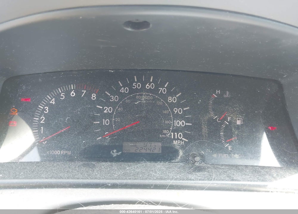 2005 TOYOTA COROLLA LE VIN: 1NXBR32E25Z434571