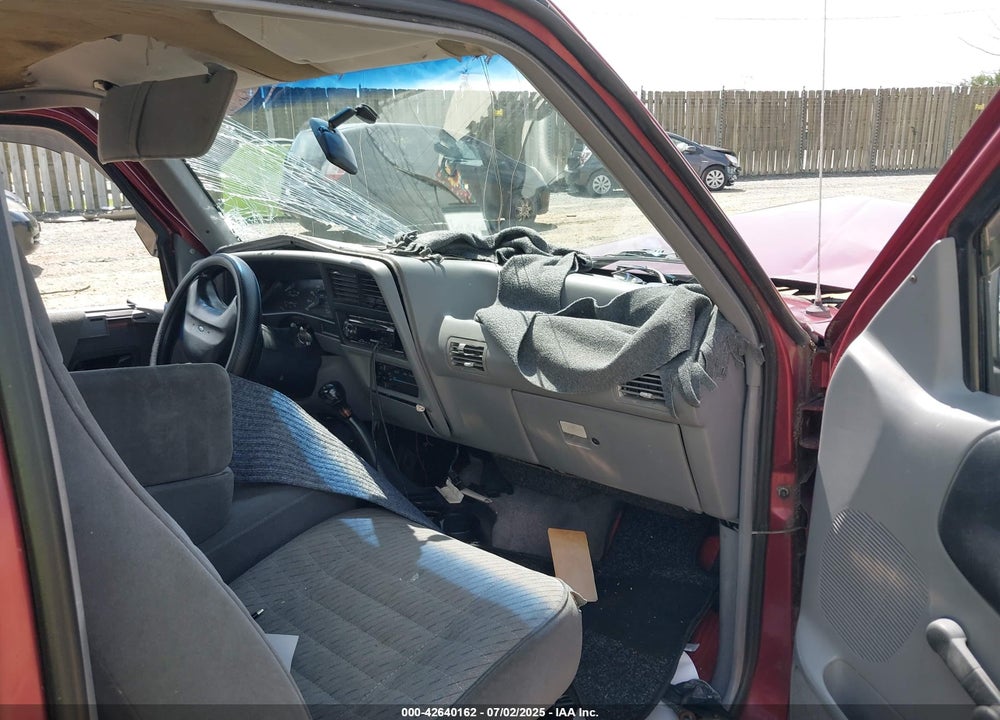 1993 FORD RANGER VIN: 1FTCR10A0PTA84718