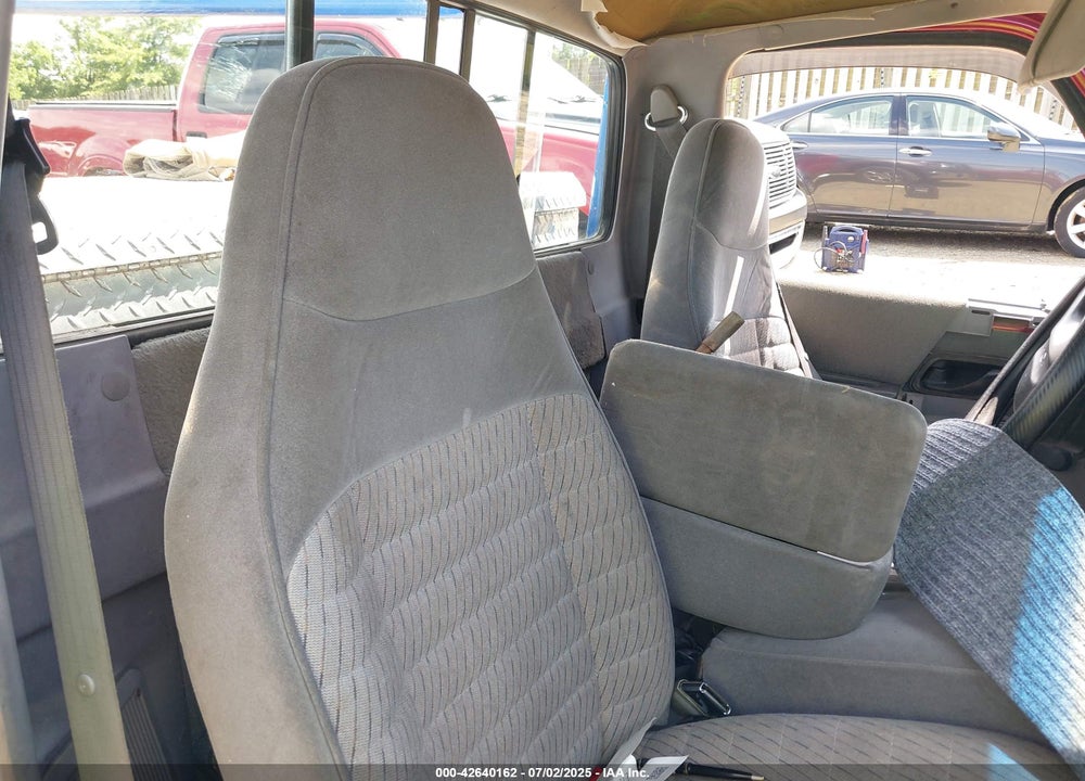 1993 FORD RANGER VIN: 1FTCR10A0PTA84718