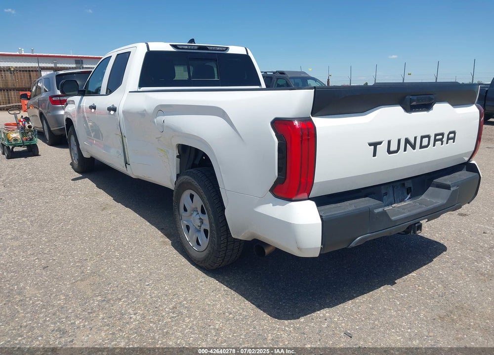 2022 TOYOTA TUNDRA SR VIN: 5TFKB5CDXNX001458