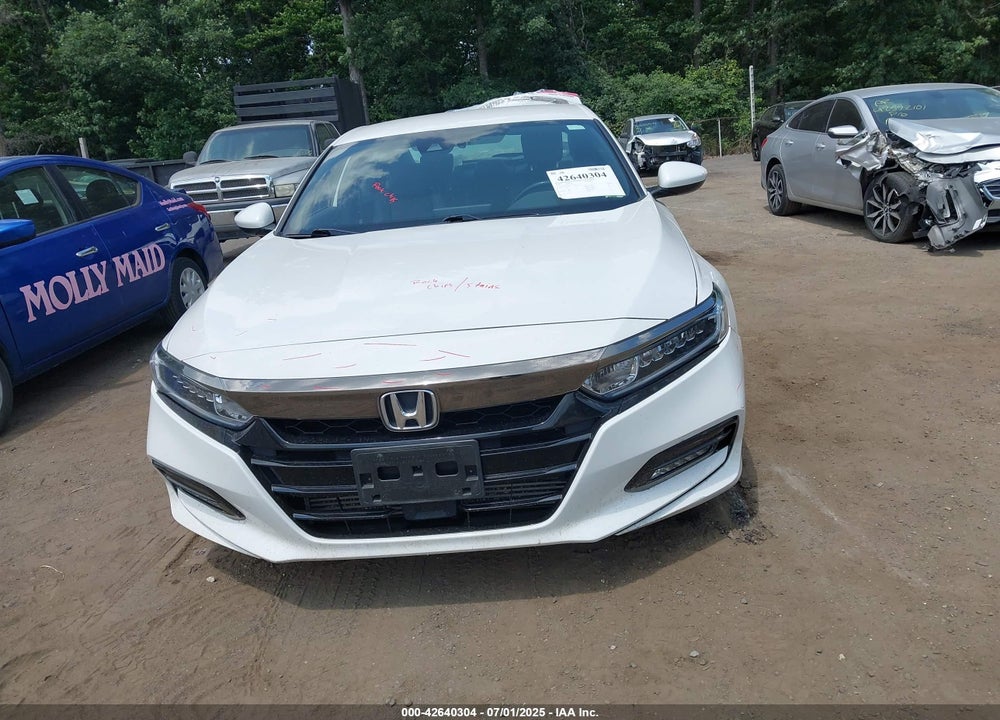 2019 HONDA ACCORD VIN: 1HGCV1F37KA134167