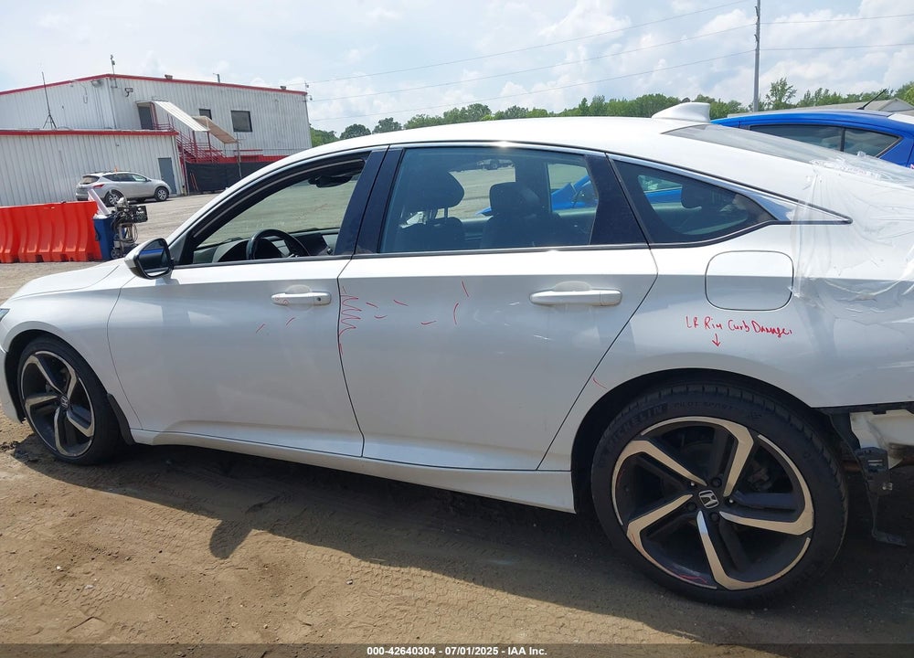 2019 HONDA ACCORD VIN: 1HGCV1F37KA134167