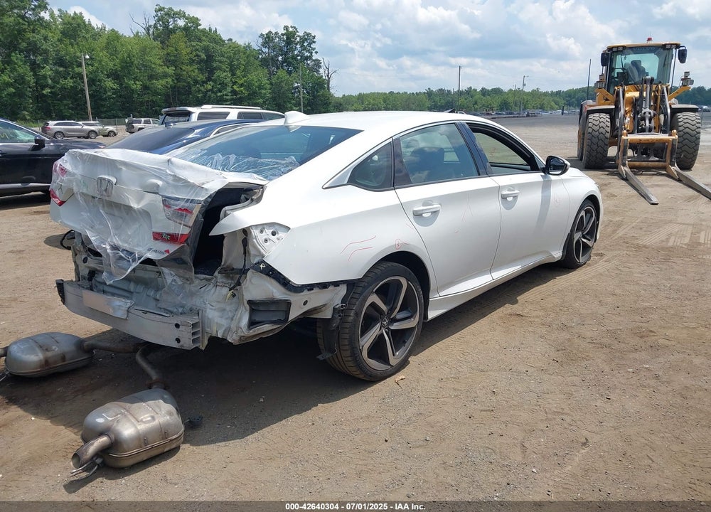 2019 HONDA ACCORD VIN: 1HGCV1F37KA134167