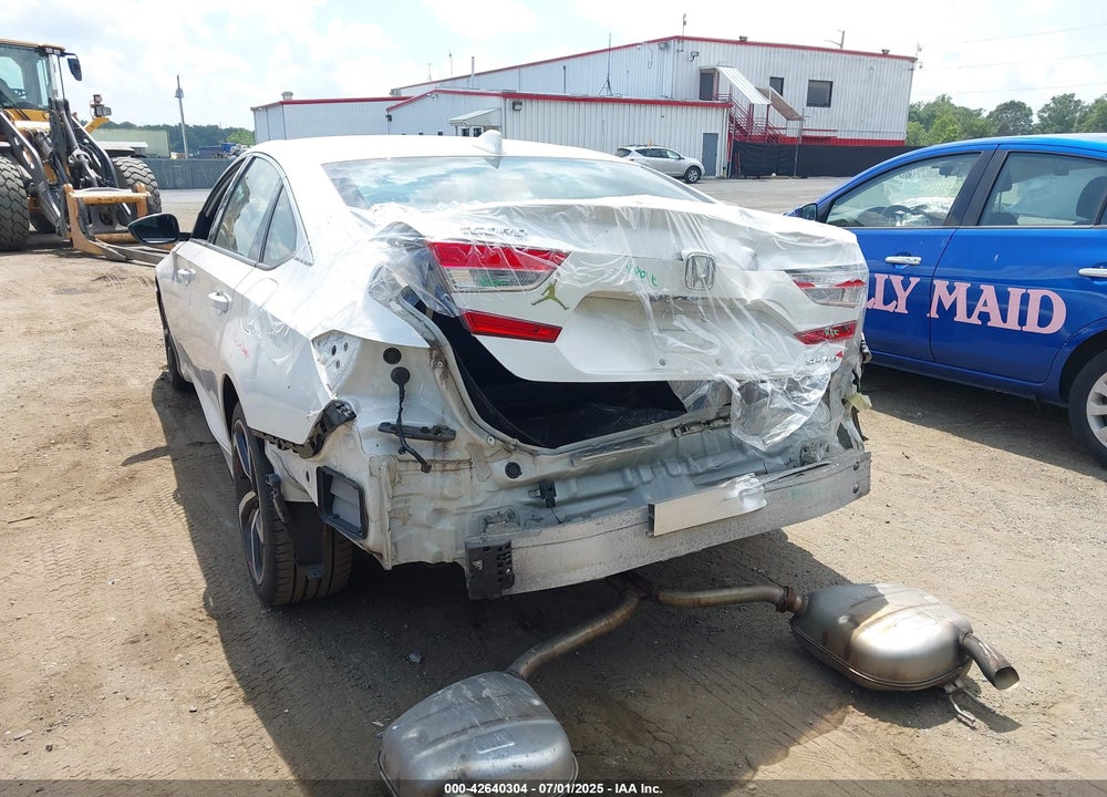 2019 HONDA ACCORD VIN: 1HGCV1F37KA134167