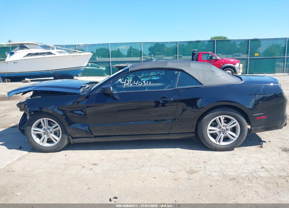 2014 FORD MUSTANG VIN: 1ZVBP8EM8E5292762