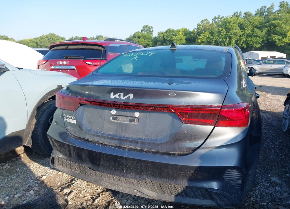 2023 KIA FORTE VIN: 3KPF24AD2PE688128