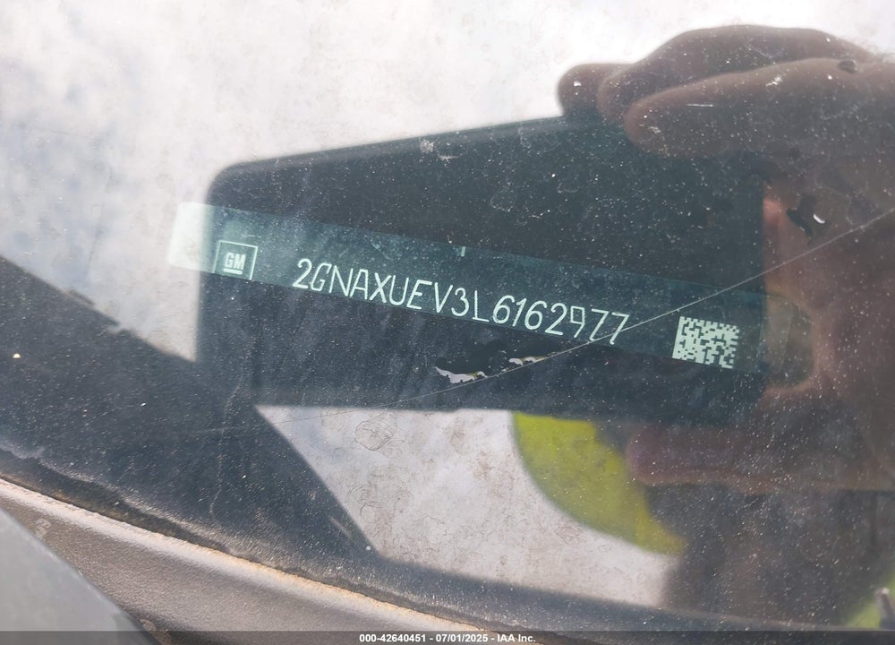 2020 CHEVROLET EQUINOX VIN: 2GNAXUEV3L6162977