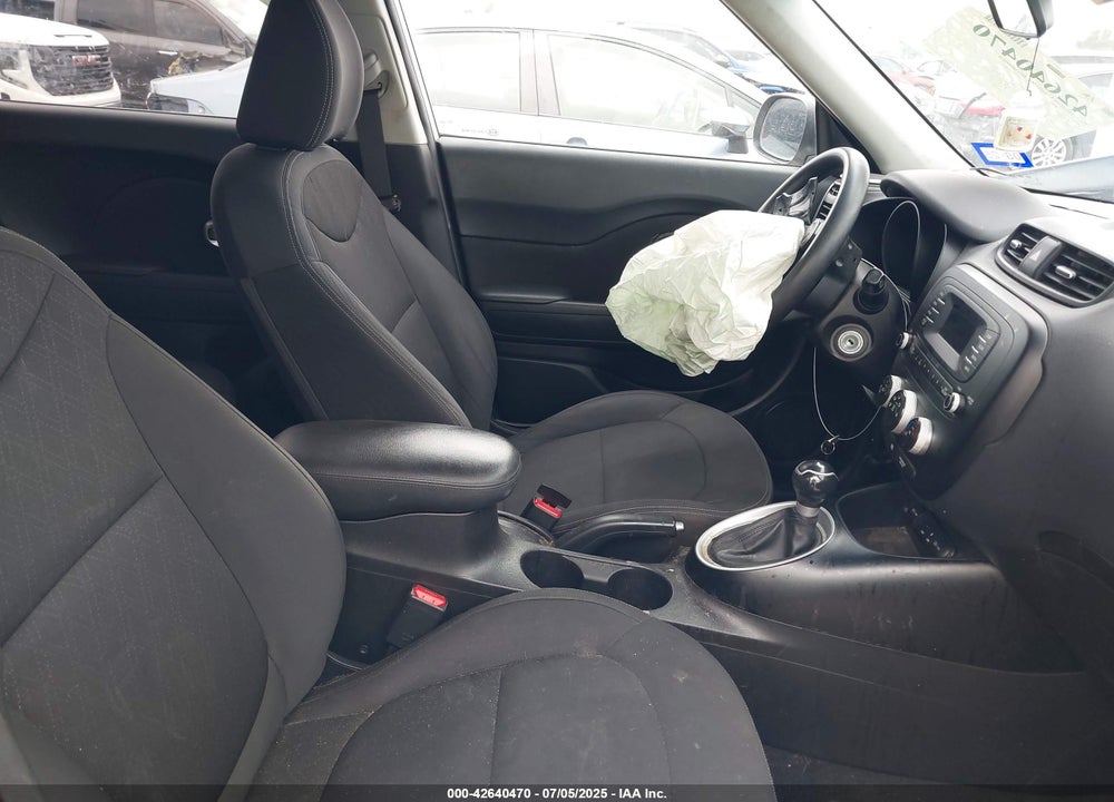 2014 KIA SOUL VIN: KNDJN2A2XE7702293