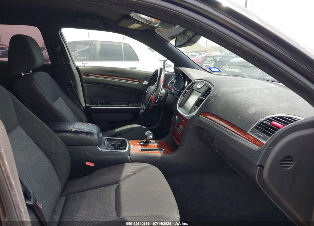 2012 CHRYSLER 300 VIN: 2C3CCAAG2CH216796